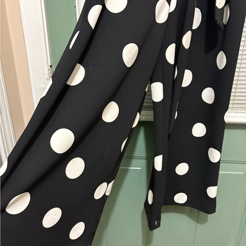KARL LAGERFELD Paris Sleeveless Polka Dot Crop Pant Jumpsuit, Size 8 - Picture 9 of 10